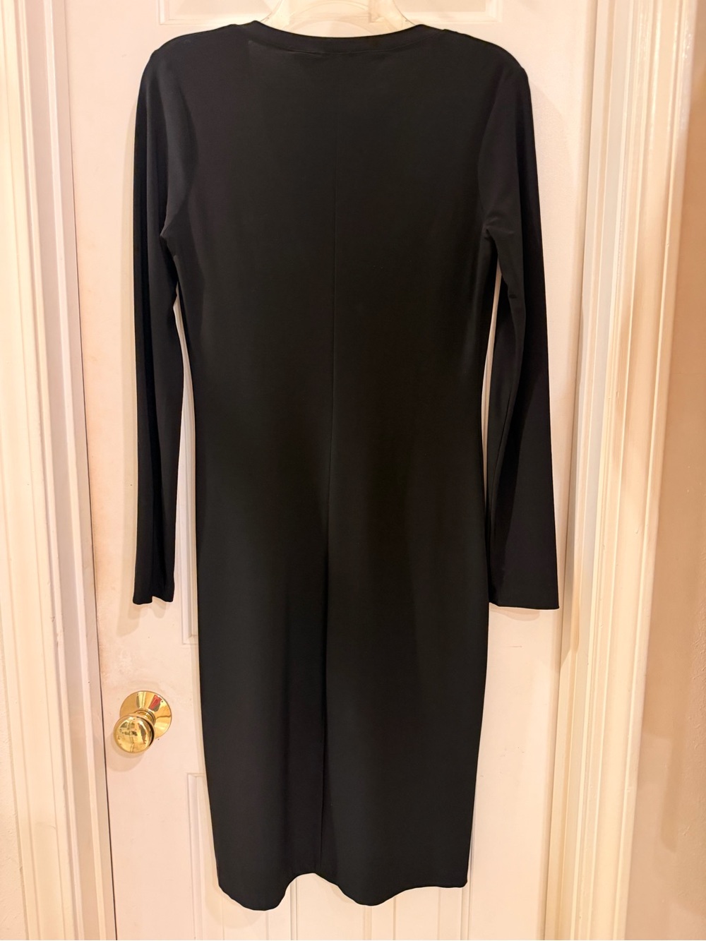 Norma Kamali Black Long Sleeve V-Neck Sleek Knit Dress, Size M - Picture 10 of 16